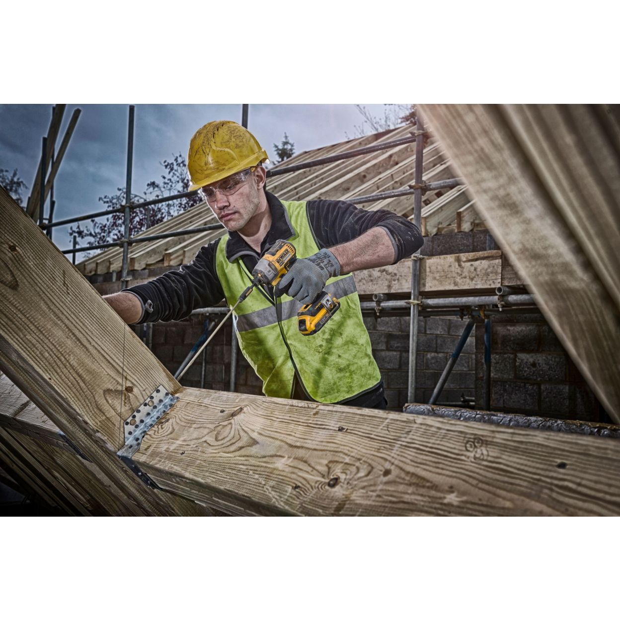 Аккумуляторный шуруповерт DEWALT DCF887N, 18 В, 205 Нм, 3800 уд/мин, без АКБ и ЗУ (DCF887N-XJ)