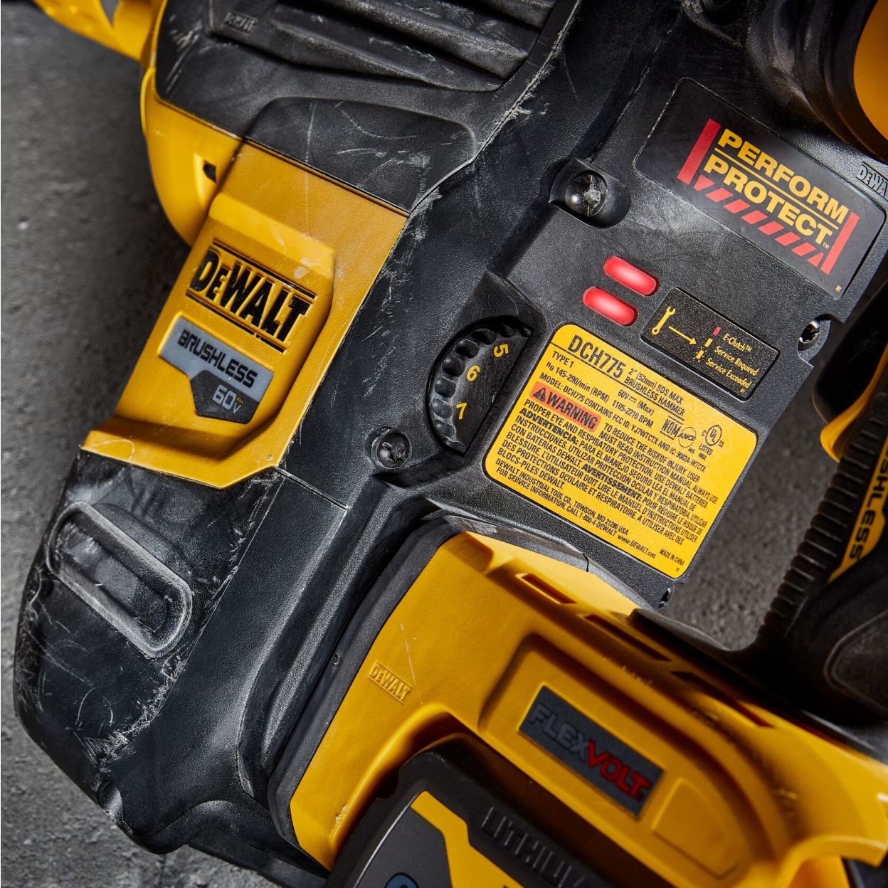Аккумуляторный перфоратор DEWALT DCH775X2, 54 В, 19.4 Дж, 2210 уд/мин, с 2 АКБ 3 Ач и ЗУ, в кейсе (DCH775X2-QW)