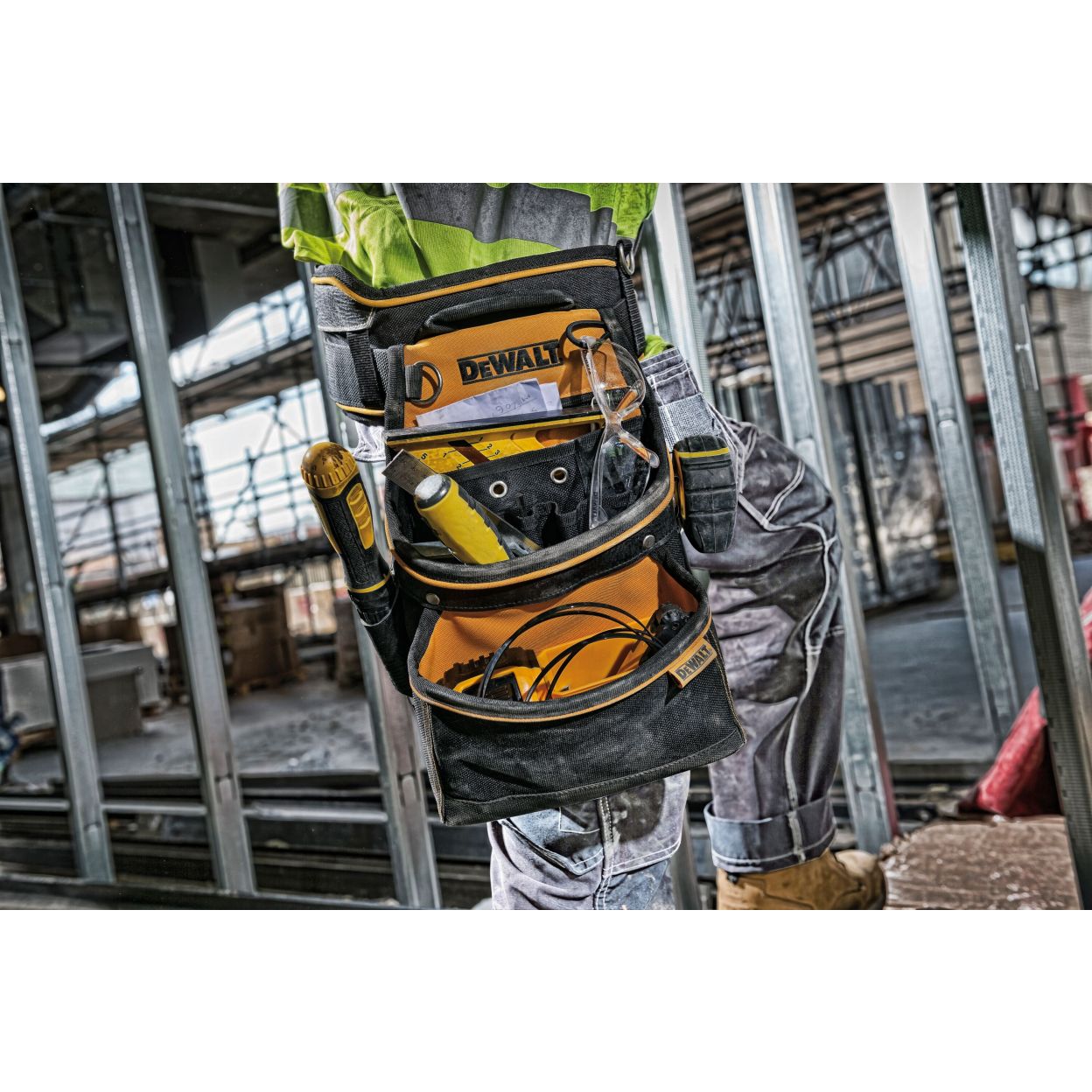 Поясная сумка DEWALT DWST1-75551