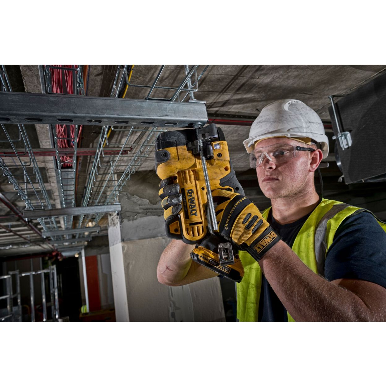 Аккумуляторный болторез DEWALT DCS350N, 18 В, M6-M12, без АКБ и ЗУ