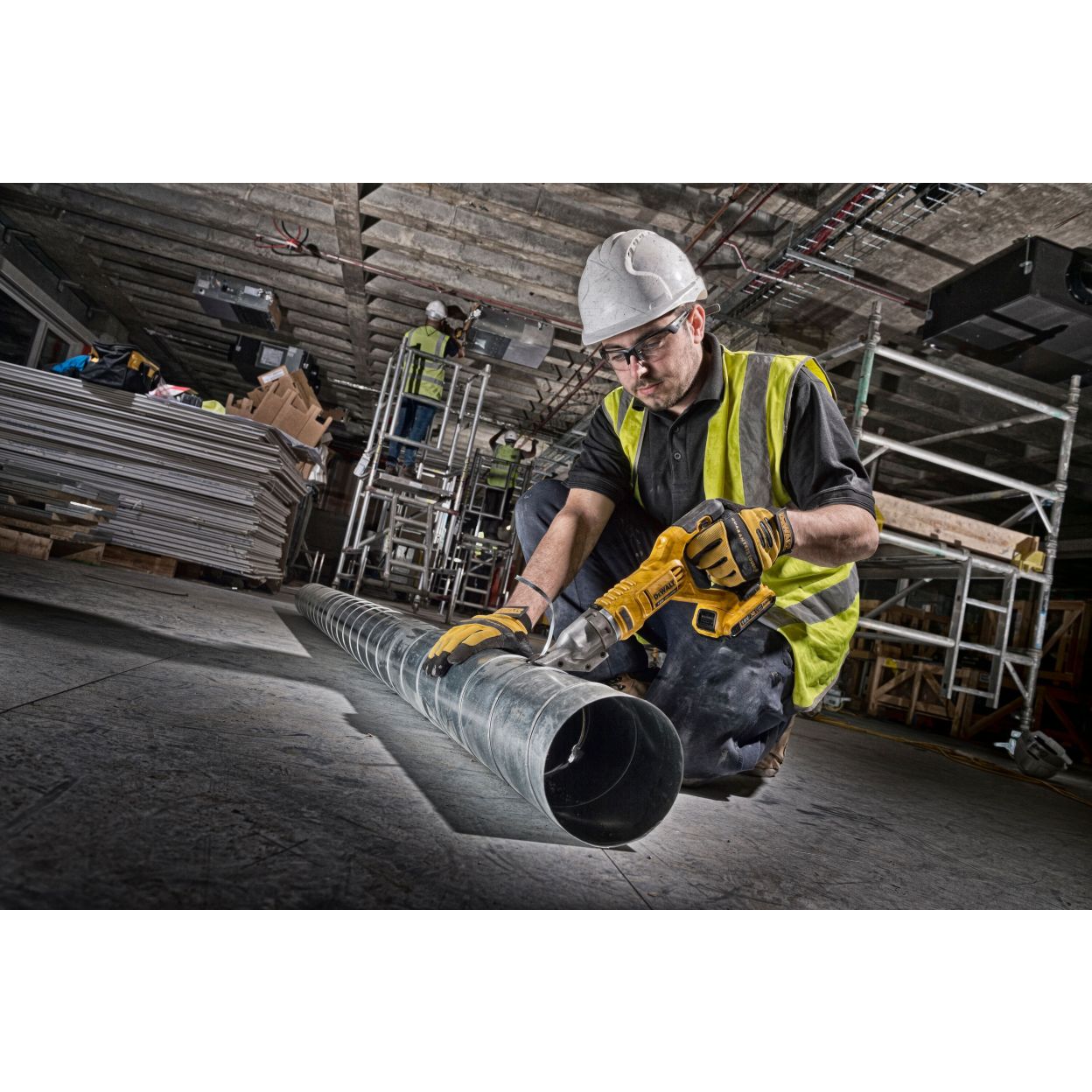 Аккумуляторные ножницы DEWALT DCS491N, по металлу, 18 В, рез до 1.2 мм, без АКБ и ЗУ (DCS491N-XJ)