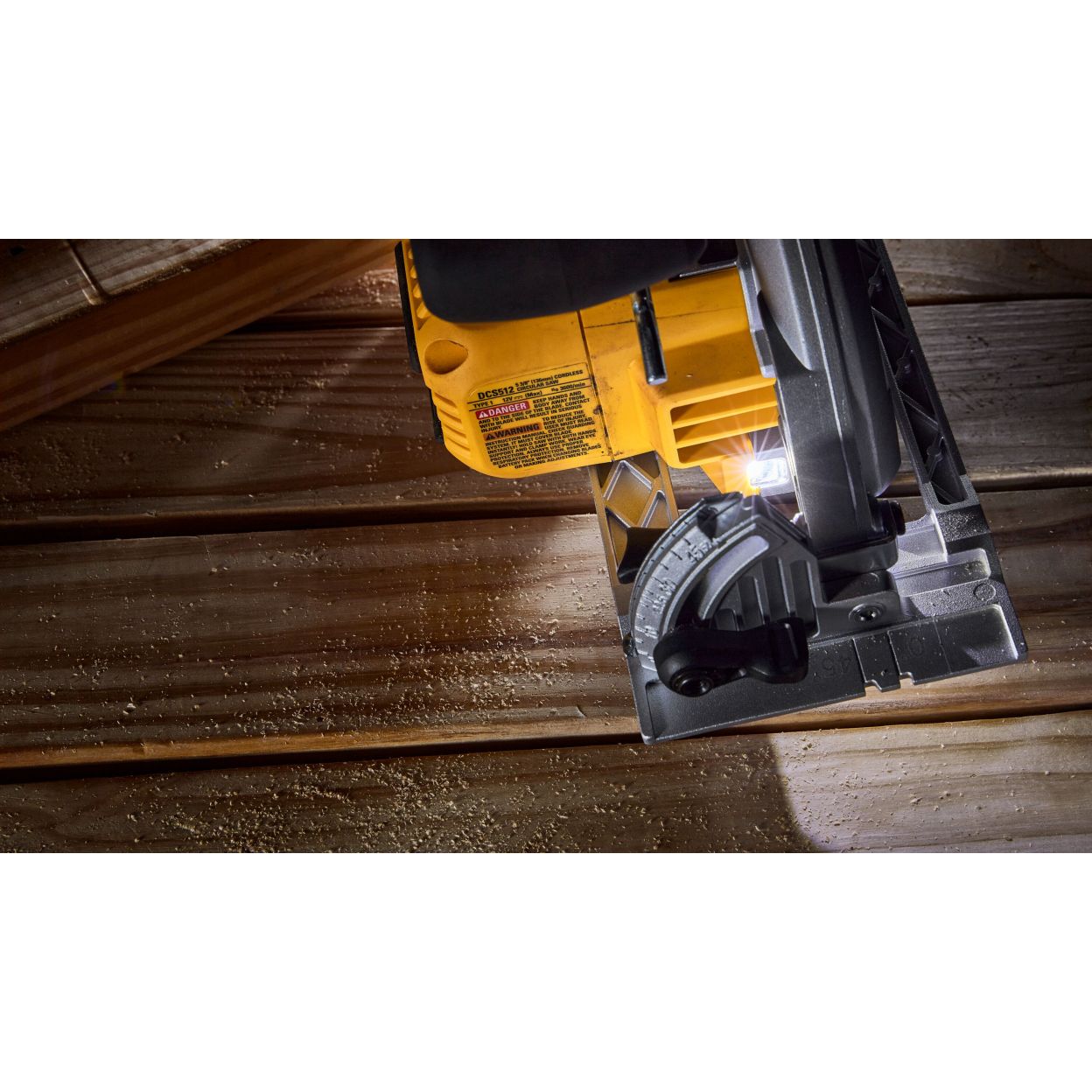 Аккумуляторная дисковая пила DEWALT DCS512NT, 12 В, 140 мм, 3600 об/мин, без АКБ и ЗУ, в кейсе TSTAK (DCS512NT-XJ)