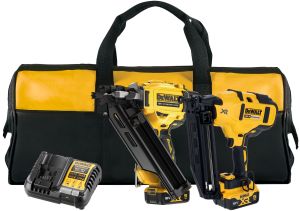 Аккумуляторный набор DEWALT DCK246P2, 18 В: гвоздезабивные пистолеты DCN930 + DCN660, с 2 АКБ 5 Ач и ЗУ, в сумке (DCK246P2-QW)