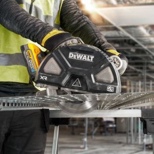 Аккумуляторная дисковая пила DEWALT DCS383H2, 18 В, 184 мм, 3900 об/мин, с 2 АКБ 5 Ач и ЗУ, в кейсе TSTAK (DCS383H2-QW)
