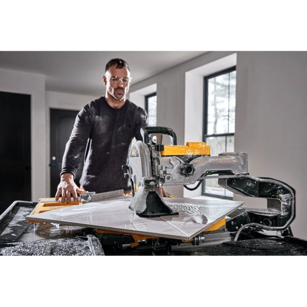 Dewalt d36000 tile saw hotsell