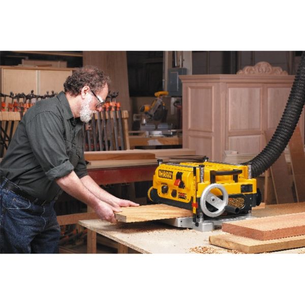 Купить DEWALT DW735 рейсмусовый станок, 1800 Вт. Цена на ДеВОЛТ ДВ 735 ...