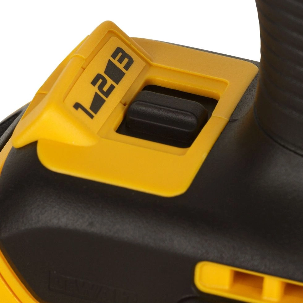 DEWALT DCF899P2 18 950 2400 2 5 TSTAK DCF899P2 QW 899 2 DeWALT