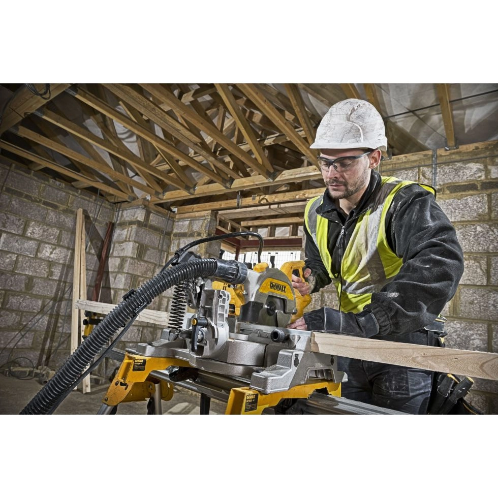 Dewalt 777 mitre saw 2025