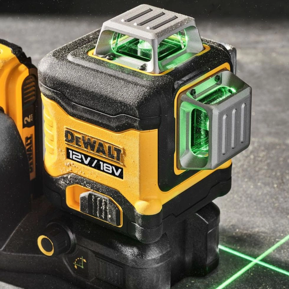 Dewalt laser level 18v hotsell