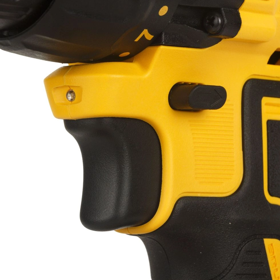 Dewalt xr dcd777m2t 18v 4ah sale
