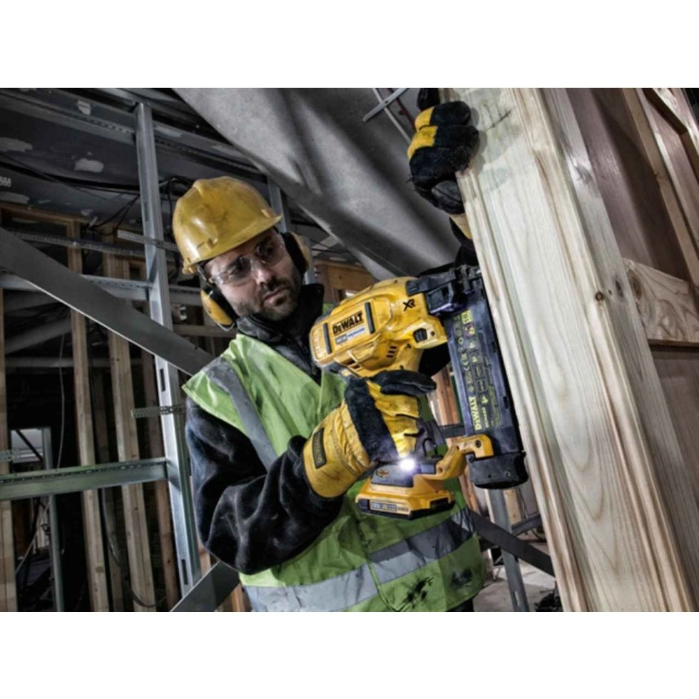 Dewalt dcn680 stores hotsell