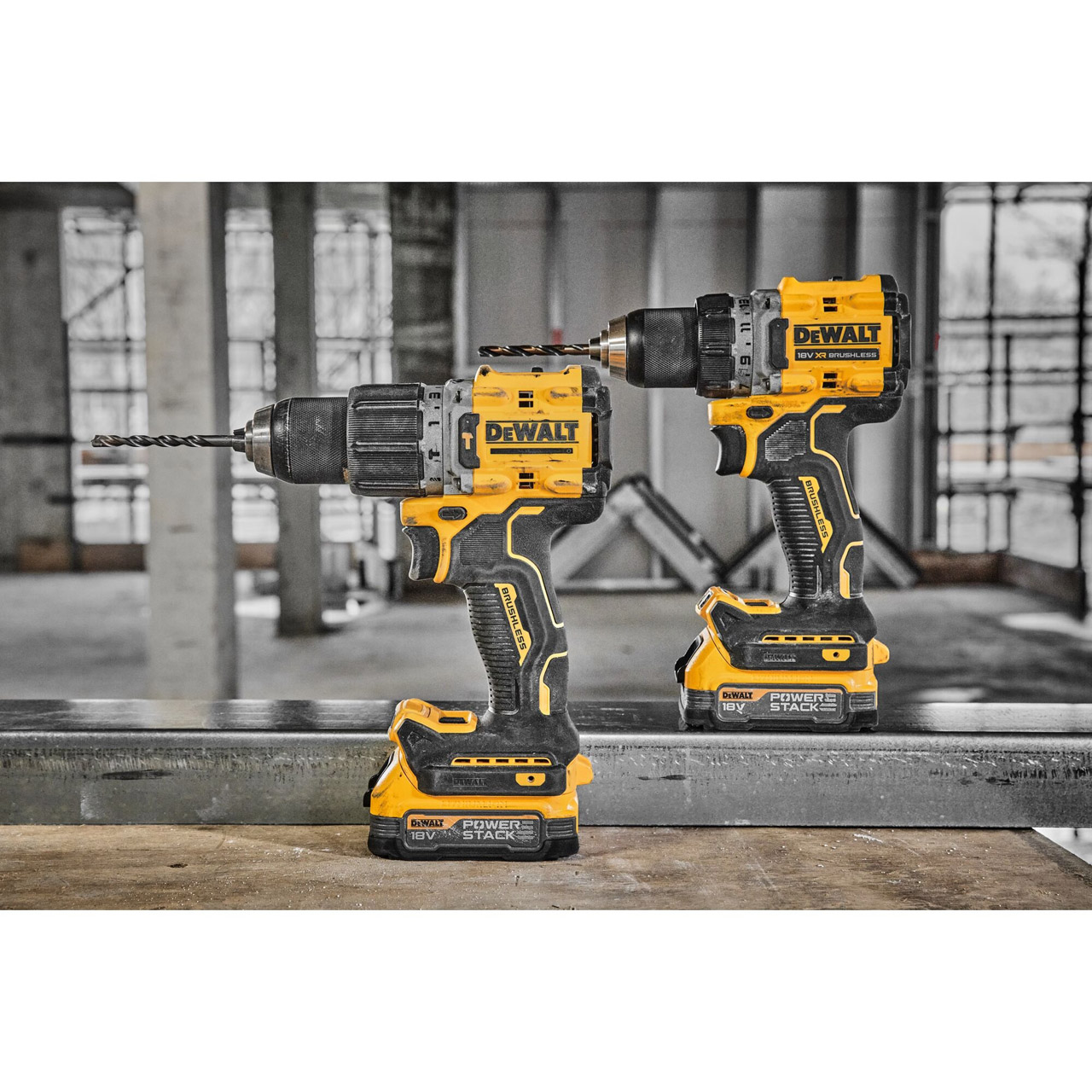 Аккумуляторная безударная бесщеточная дрель-шуруповерт DEWALT DCD800E1T, 18 В, PowerStack 1.7Ач