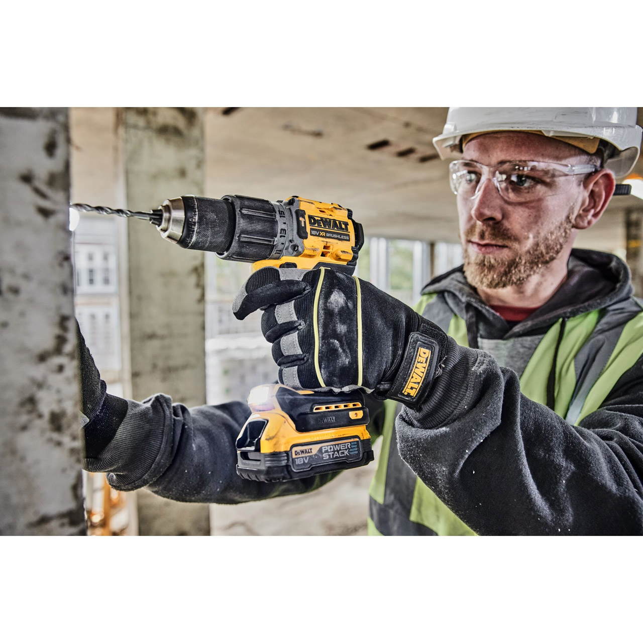 Аккумуляторная ударная бесщеточная дрель-шуруповерт DEWALT DCD805E1T, 18 В, аккумулятор PowerStack 1.7Ач